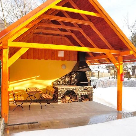 Ubytovanie Ahoj v prírode Mýto pod Ďumbierom Exterior foto
