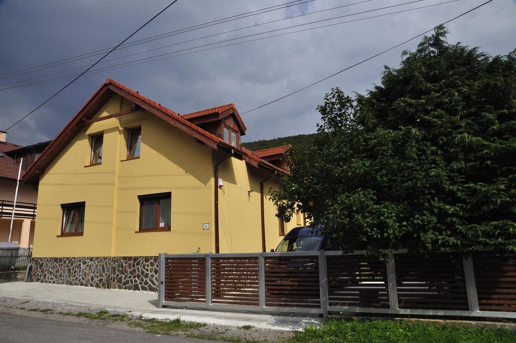 Ubytovanie Ahoj v prírode Mýto pod Ďumbierom Exterior foto